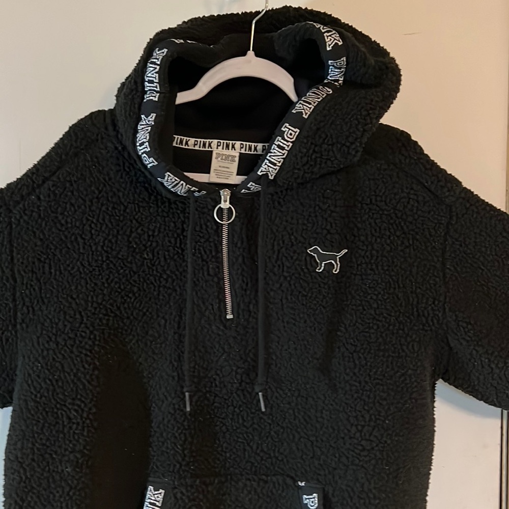 Black Pink Sherpa